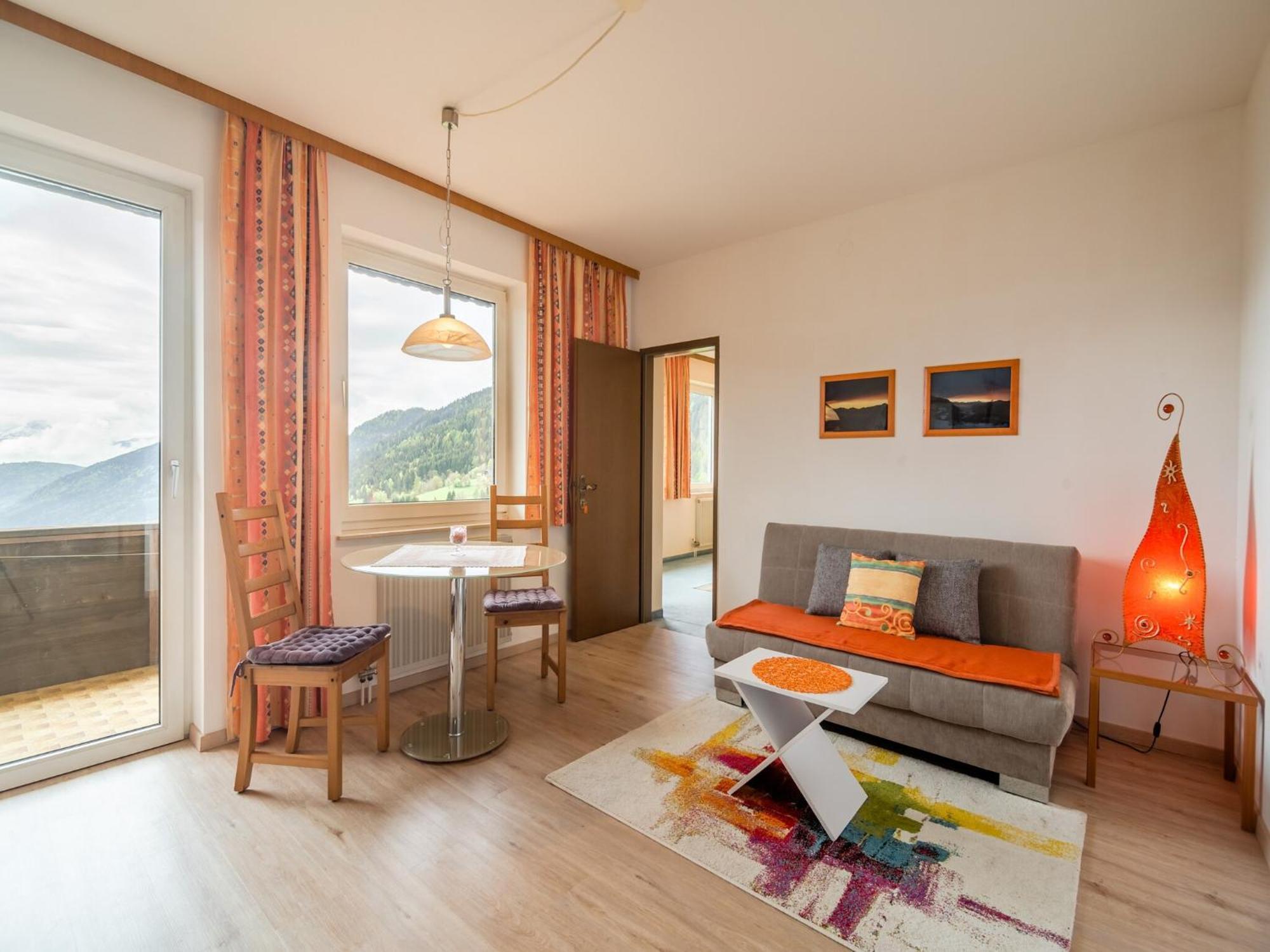 Cozy Apartment In Afritz Am See Near Gerlitzen Ski Area エクステリア 写真