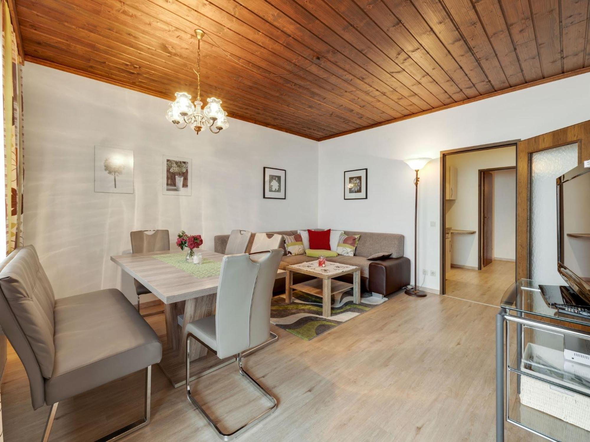 Cozy Apartment In Afritz Am See Near Gerlitzen Ski Area エクステリア 写真