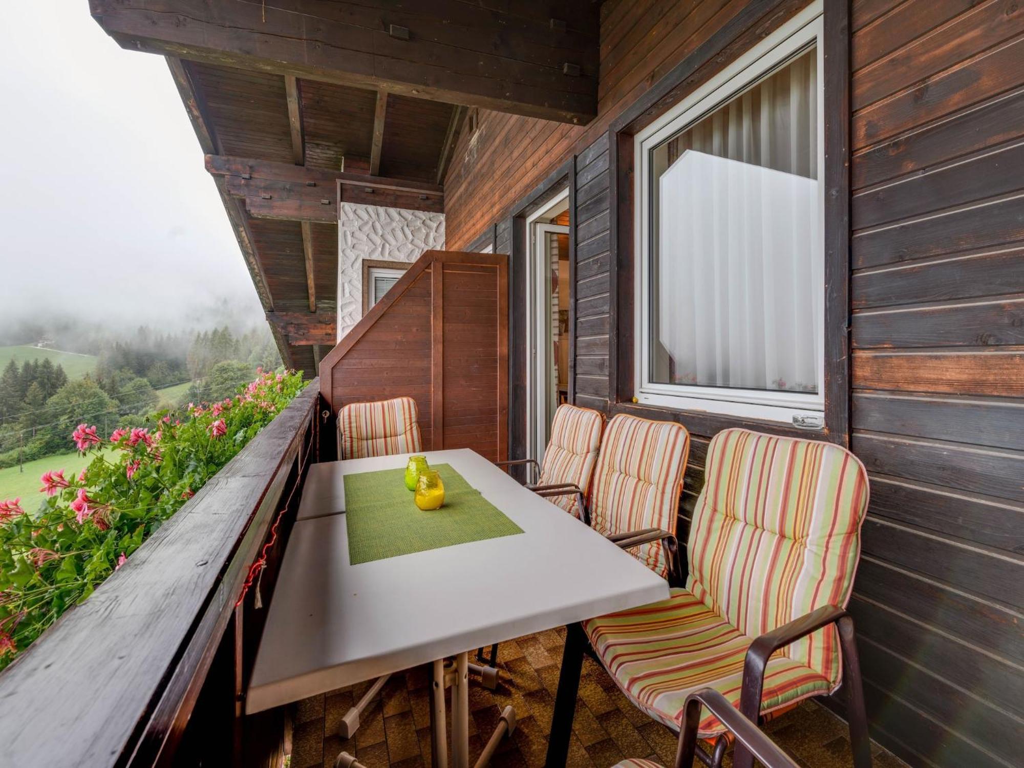 Cozy Apartment In Afritz Am See Near Gerlitzen Ski Area エクステリア 写真