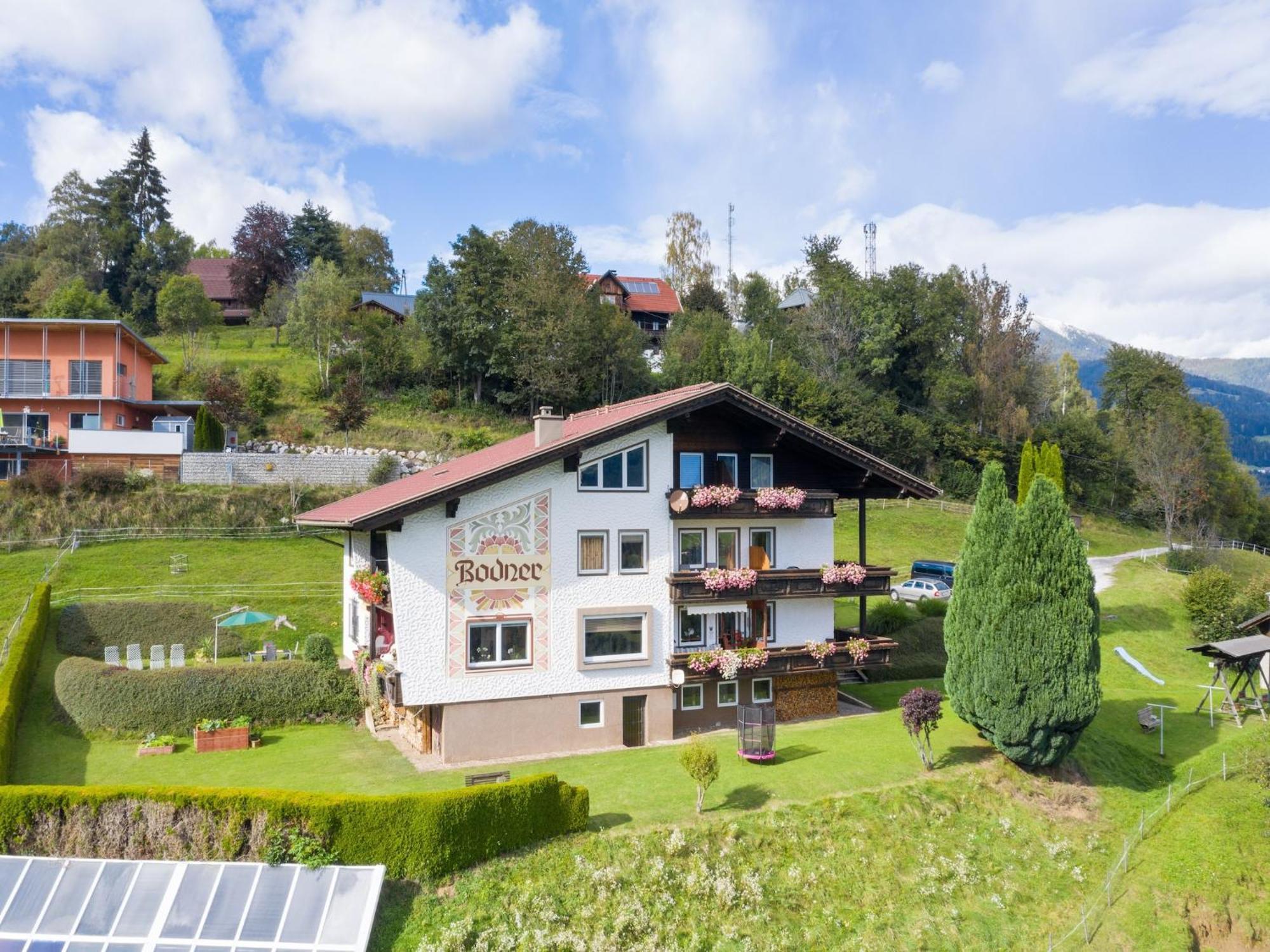 Cozy Apartment In Afritz Am See Near Gerlitzen Ski Area エクステリア 写真