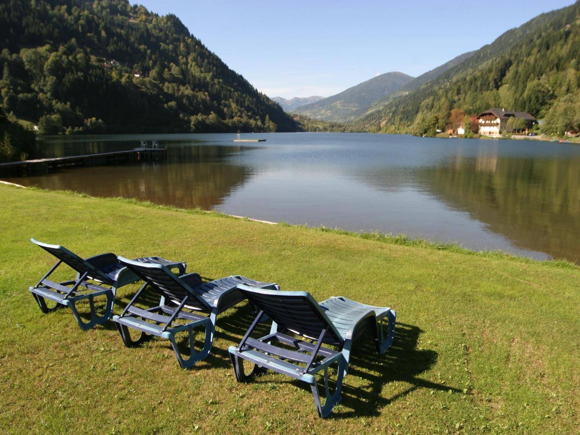 Cozy Apartment In Afritz Am See Near Gerlitzen Ski Area エクステリア 写真
